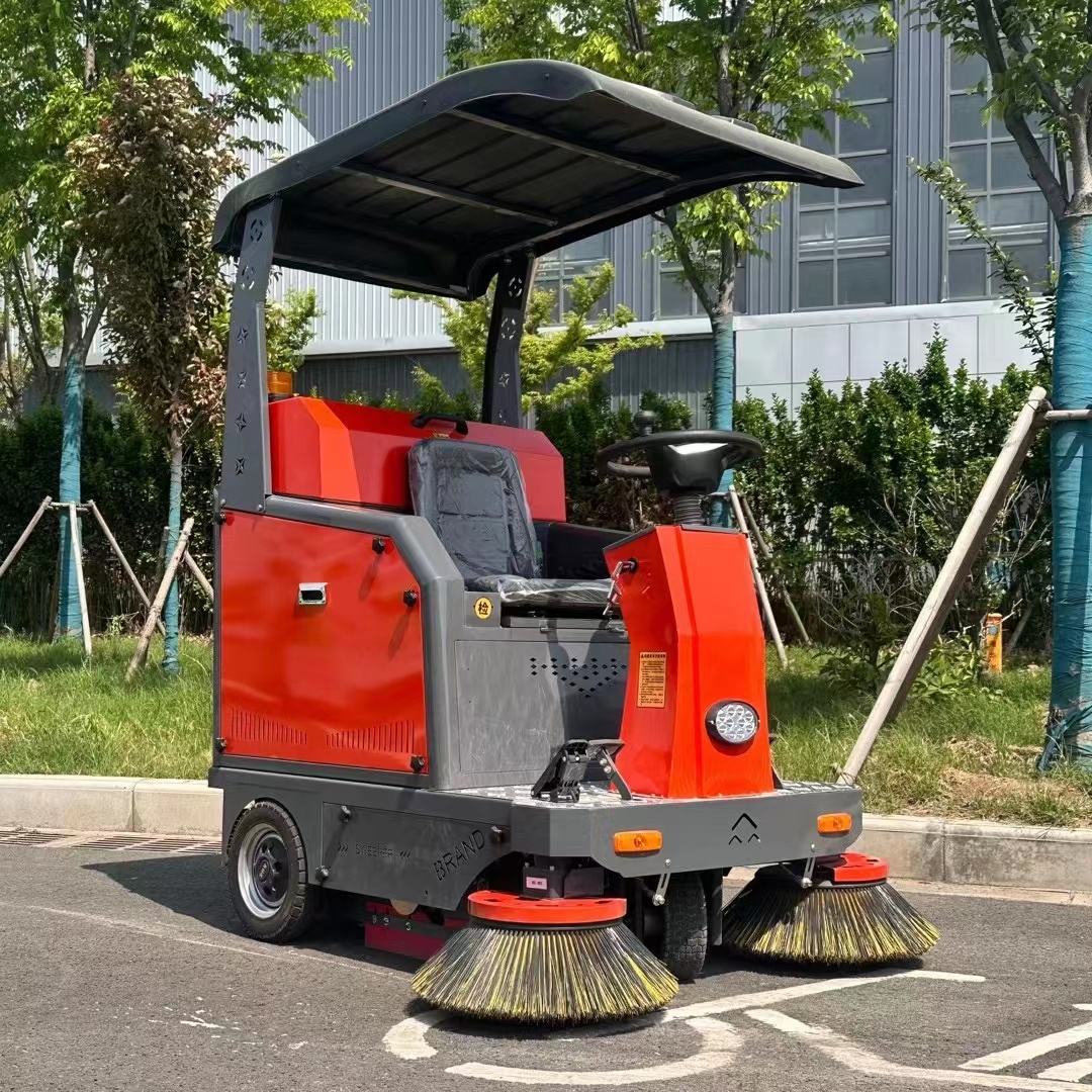 Automatic Ride on Cleaning Machine Road Street Sweeper Floor Sweeper Double Brush Industrial