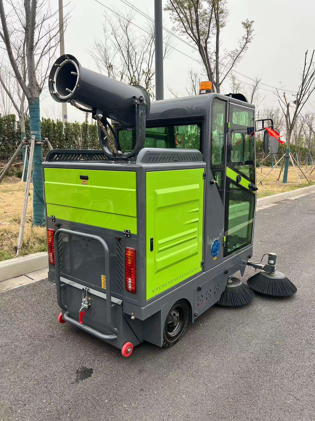 Professional Electric Ride on Floor Sweeper Automatic Cleaning Machine Street Road Cleaning Sweeper